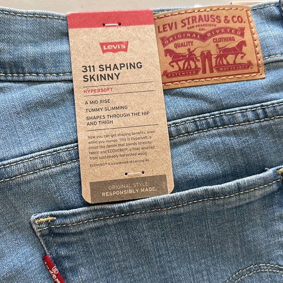 Levi's 3/11 shaping skinny Tammy swimming jeans size 32 x 30 NWT - Picture 2 of 6